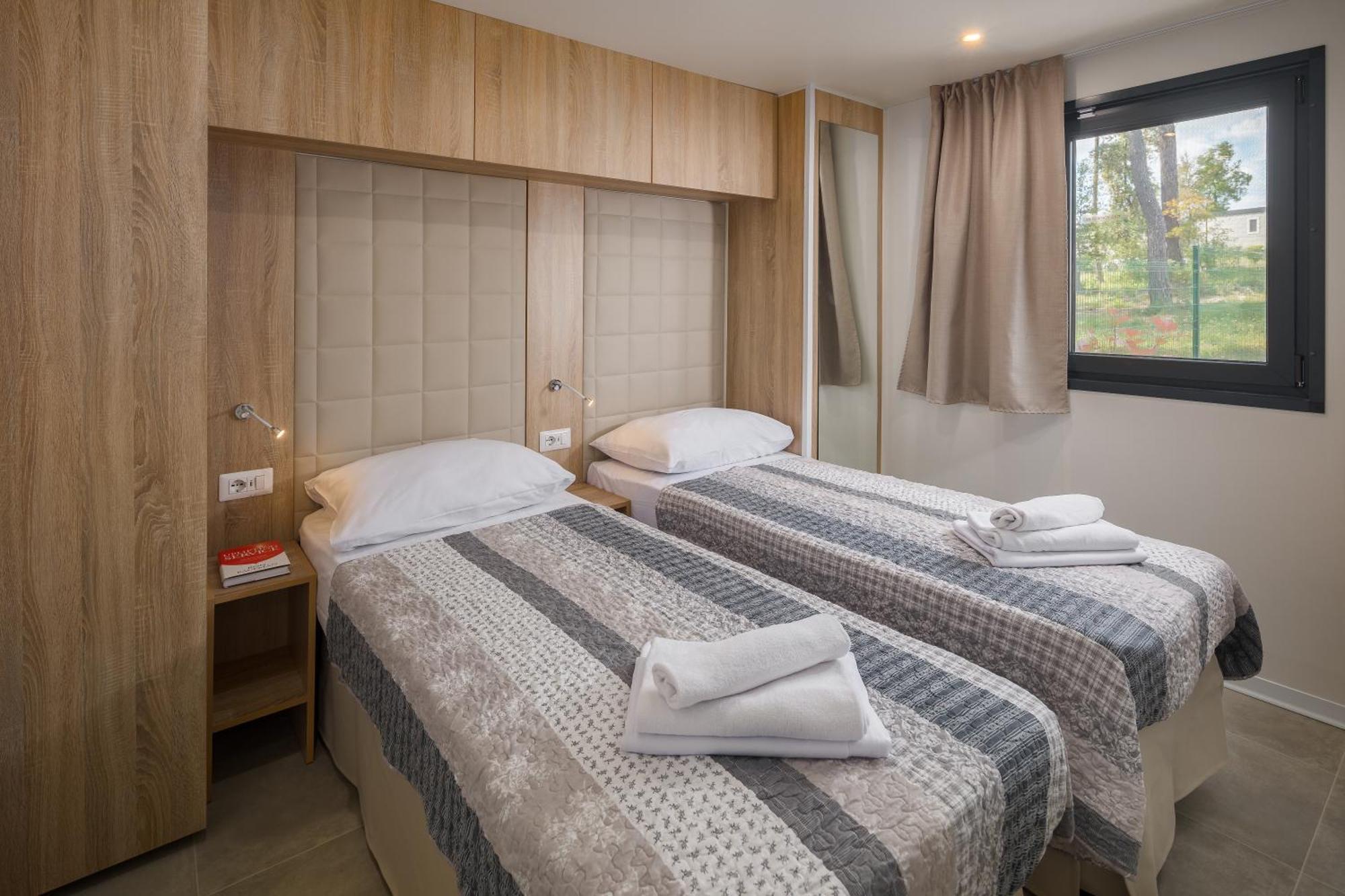 Premium Camping Homes Santa Marina, Lanterna Tar-Vabriga エクステリア 写真